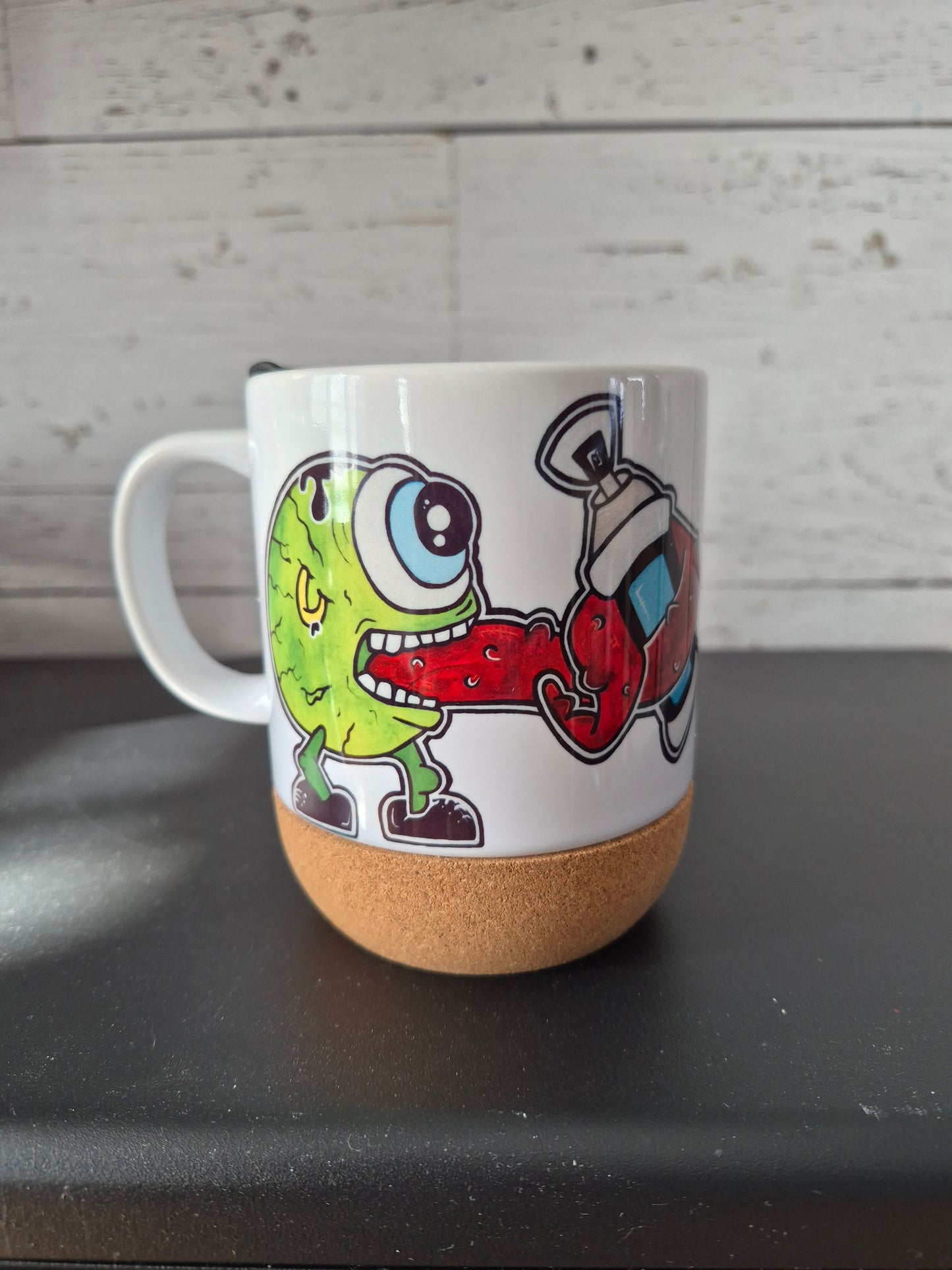 Tasse avec liège Monstre œil vert